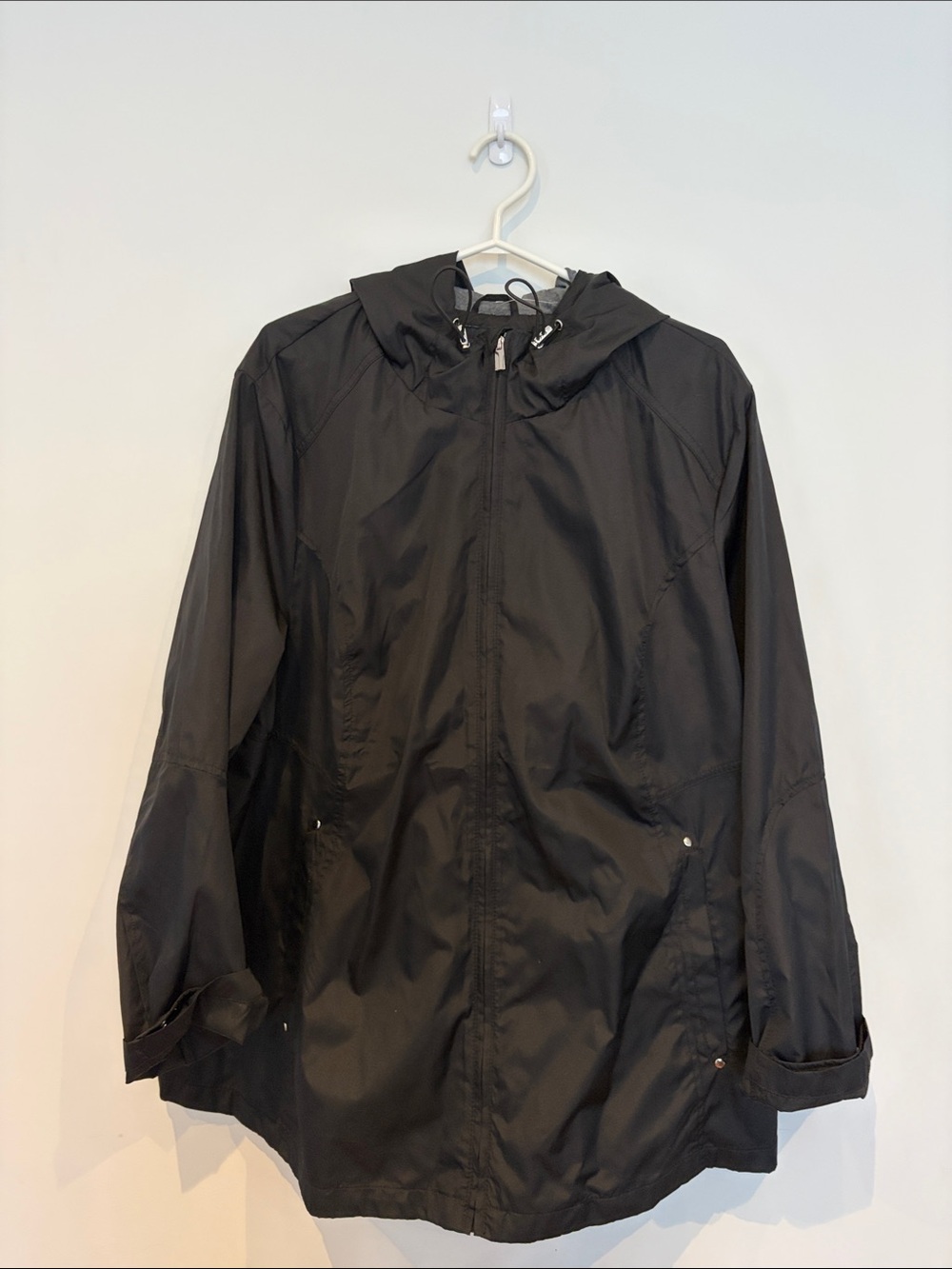 Women’s plus size Black Hooded Windbreaker Jacket - Unbranded